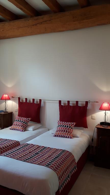 Hotel Du Donjon Aulnay  Ngoại thất bức ảnh