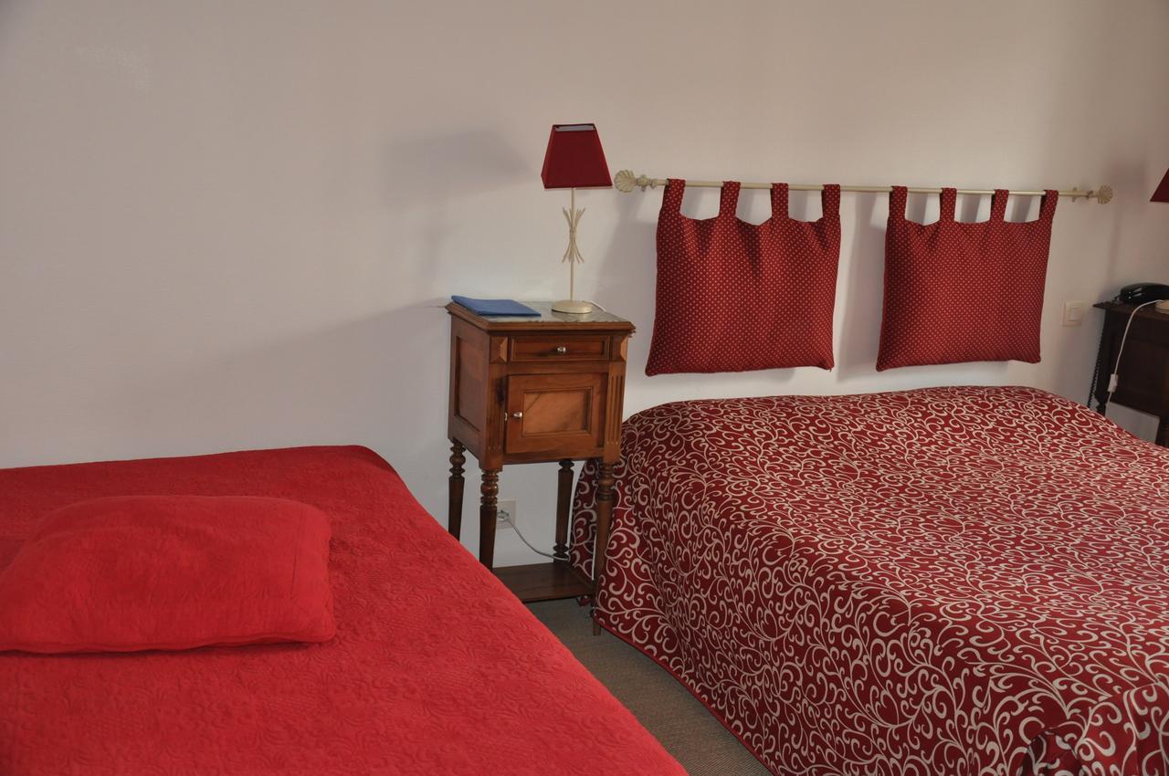 Hotel Du Donjon Aulnay  Ngoại thất bức ảnh