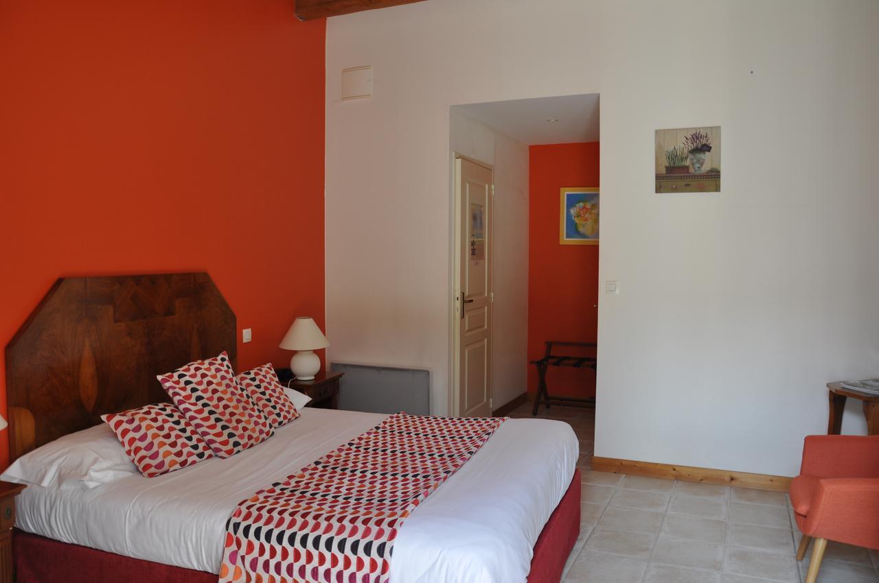 Hotel Du Donjon Aulnay  Ngoại thất bức ảnh
