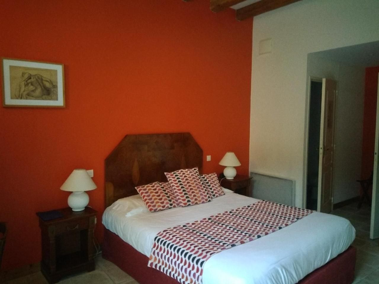 Hotel Du Donjon Aulnay  Ngoại thất bức ảnh